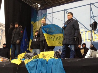 На воскресенье оппозиция созывает на Майдане Народное вече