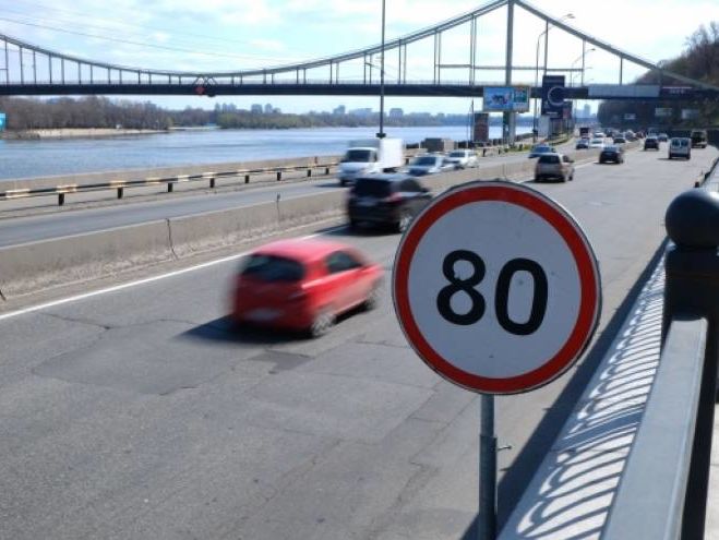 ﻿У Києві можуть дозволити рух зі швидкістю до 80 км/год на 22 вулицях