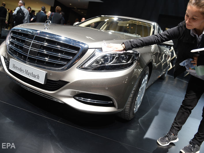 ﻿Адміністрація Порошенка хоче закупити два броньовані Mercedes по 21 млн грн