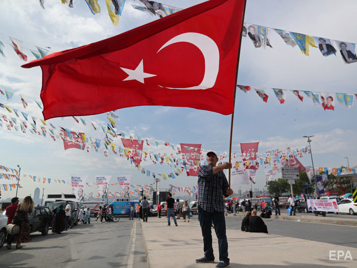 ﻿У Туреччині стартували президентські і парламентські вибори