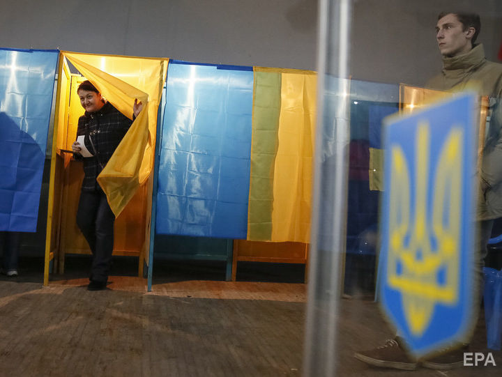 Тимошенко и Гриценко проходят во второй тур президентских выборов – опрос КМИС