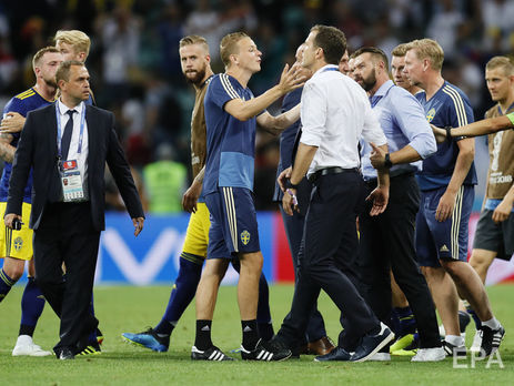ФИФА оштрафовала немецких футбольных чиновников за насмешки над шведской сборной