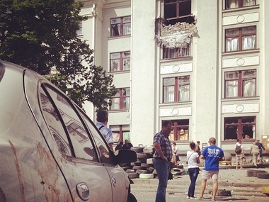 В результате взрыва в Луганской облгосадминистрации погибли восемь человек, 11 госпитализированы