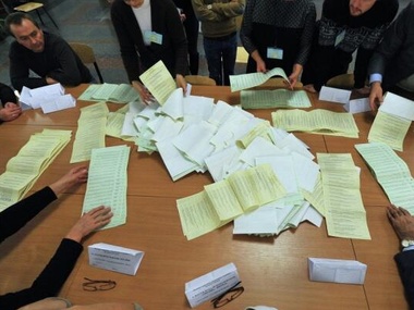 Киевский горизбирком: В Киевсовет прошли девять партий, включая "Демократический альянс"