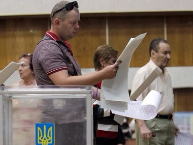 Кандидаты от УДАРа победили в 48 из 60 мажоритарных округов на выборах Киевсовета
