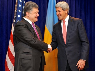 Керри – Порошенко: Вы получили мандат вести страну в новую эру