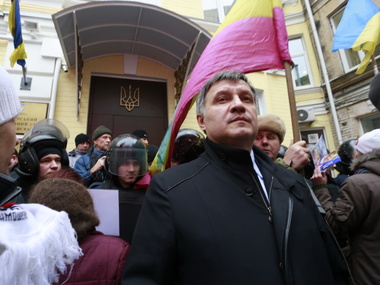 Аваков: Над горсоветом в городе Красный Лиман Донецкой области вновь поднят флаг Украины