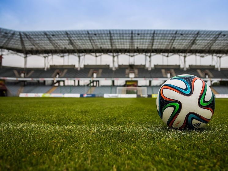 В Ереване прошел футбольный матч между командами легенд Латинской Америки и Европы