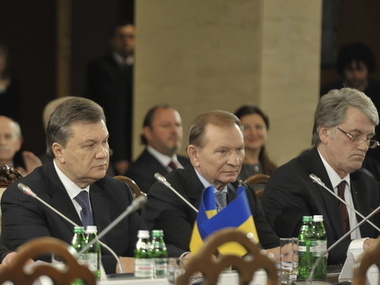 Ющенко: В переговорах власти и оппозиции вопрос отставок должен отойти на второй план