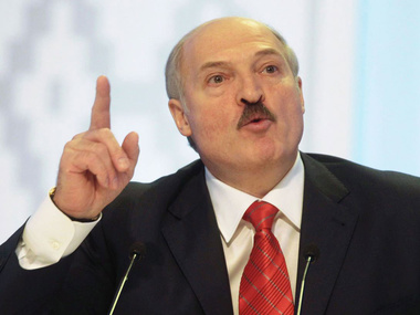Лукашенко: Боевиков на востоке Украины надо уничтожать