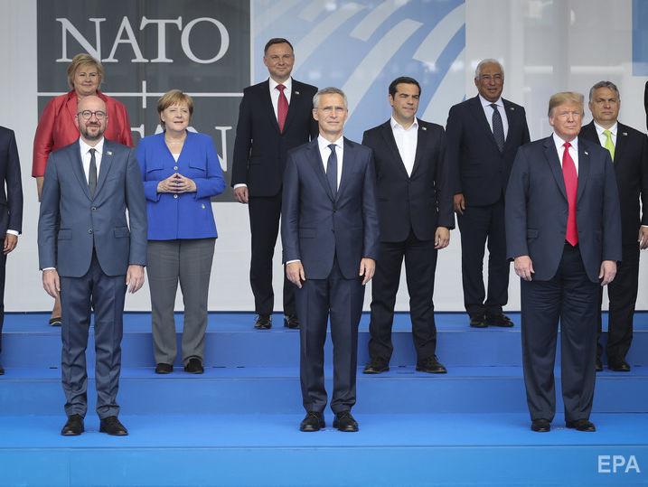 Трамп заявил, что провел с Меркель прекрасную встречу на саммите в Брюсселе