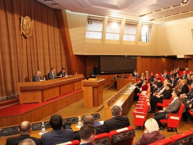 Нелегитимный "Госсовет" Крыма назначил парламентские выборы на 14 сентября