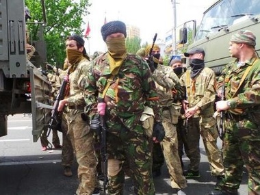 СМИ: В Славянске боевики требуют деньги за эвакуацию мирного населения