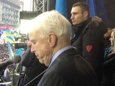Маккейн: Ситуация в Украине разрешится в ближайшие дни