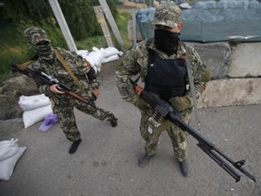 Коваль: Террористы намеренно добивали самолет в Луганске