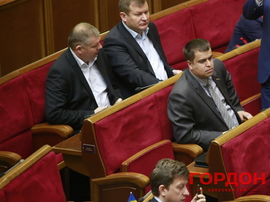 Рада провалила голосование за обращение к Порошенко о военном положении
