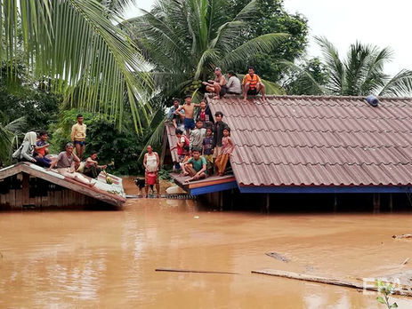 Шесть деревень в Лаосе полностью ушли под воду