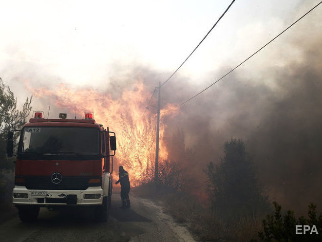 Пожары в Греции: восемь граждан Украины попросили консула помочь вернуться домой