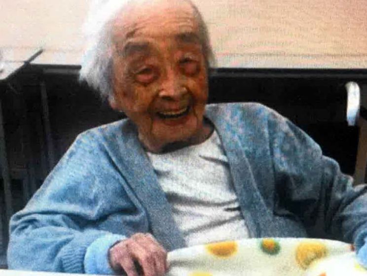 ﻿У Японії померла найстаріша жителька планети
