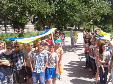 Три сотни детей помолились за Украину на Тернопольщине 