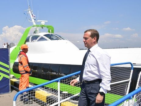 Медведев встретился с оккупационными властями Крыма