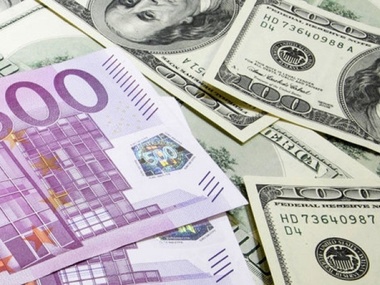 Межбанковский доллар ослабился на фоне подписания Соглашения об ассоциации