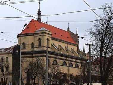 За деньги, собранные во Львовском гарнизонном храме, закупили 900 бронежилетов