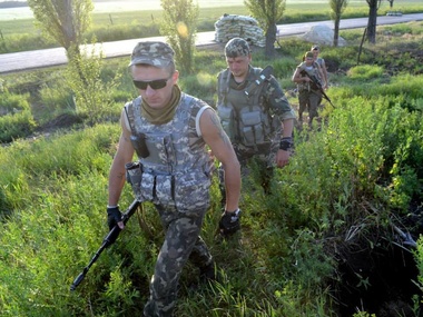 Солдатские матери под Верховной Радой требуют ротации войск