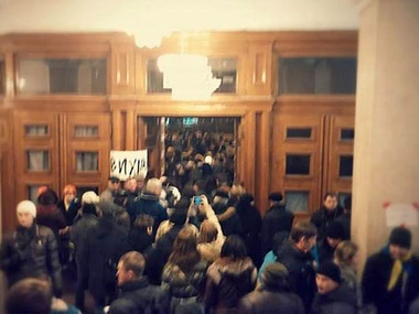 Суд отпустил активиста Евромайдана Тесленко, обязав выплатить 850 гривен штрафа