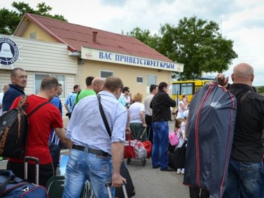 Российские власти намерены перевезти на паромах в Крым более трех миллионов туристов