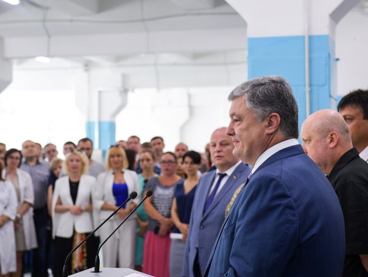 Порошенко заявив, що восени запропонує Раді внести в Конституцію пункт про намір України вступити в ЄС і НАТО