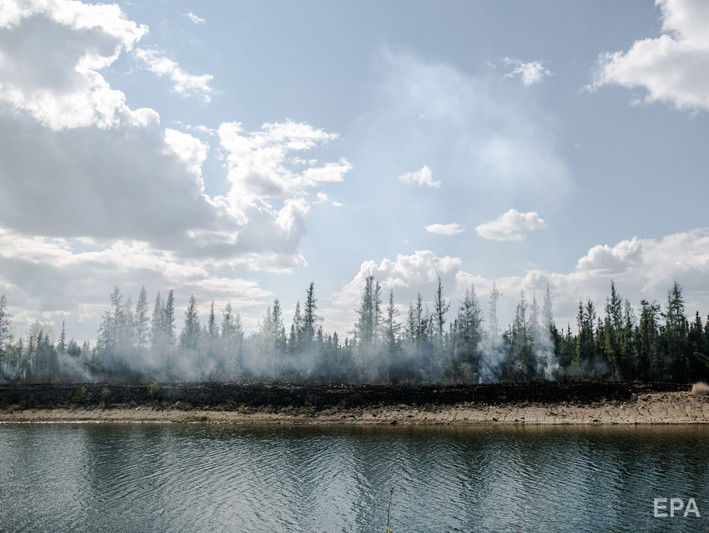 ﻿У Канаді через блискавки спалахнуло 140 нових лісових пожеж