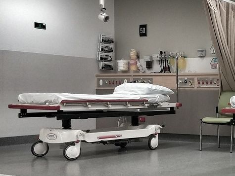 В Польше украинец покончил с собой в больнице