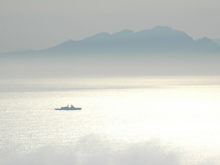 Танкер с грузинско-российским экипажем пропал у берегов Африки, возможен захват пиратами