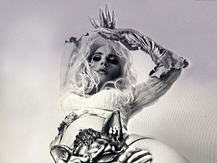 Леди Гага приняла участие в психоделическом фотосете. Фоторепортаж