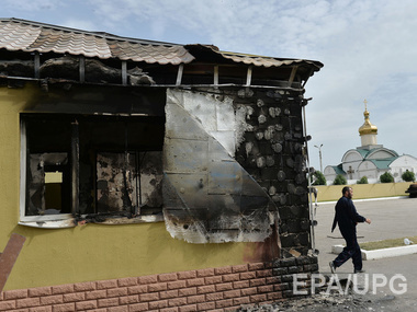 СМИ: В Луганске боевики специально обстреливают жилые дома