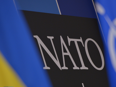 Порошенко: Украина может попросить у НАТО статус основного союзника вне блока