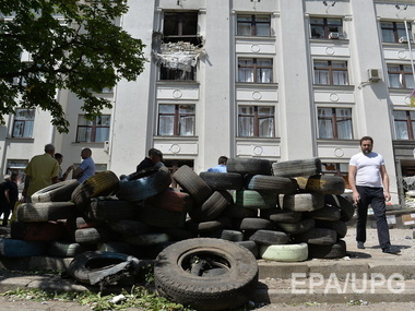 Горсовет: Луганску грозит гуманитарная катастрофа