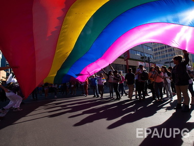 ЛГБТ-активиста, который выступил против дискриминации и агрессии РФ в Украине, задержали в Петербурге