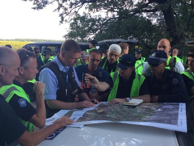 Международные эксперты продолжили работу на месте крушения MH17
