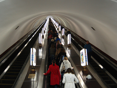 На станции метро "Арсенальная" взрывчатку не нашли