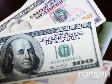 СБУ в Киеве поймала сотрудника Миндоходов на взятке в $3 тыс.