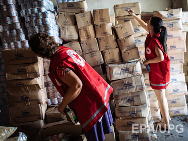 Красный Крест: Гуманитарная помощь доставлена в 10 городов на Донбассе
