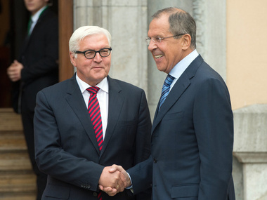 Лавров: В Берлине достигнут консенсус по российской гуманитарной помощи для Донбасса