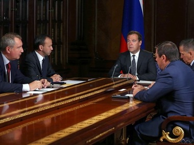 Медведев надеется, что российские санкции не продлятся долго