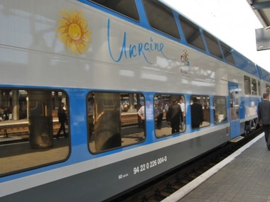 Ко Дню независимости "Укрзалізниця" назначила три дополнительных поезда на запад Украины