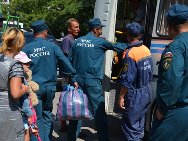 155 вынужденных переселенцев из аннексированного Севастополя отправили в Великий Новгород