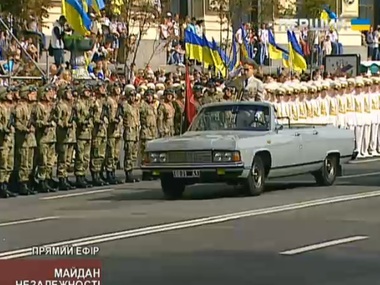 Украинцы почтили минутой молчания память героев Небесной сотни