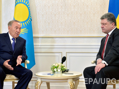 Назарбаев посоветовал Порошенко поговорить с Путиным наедине