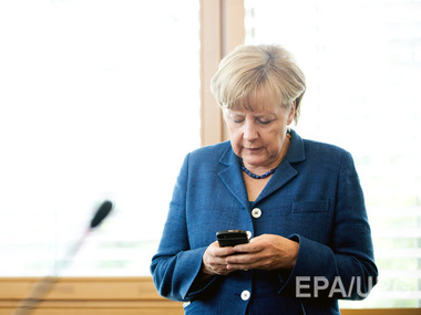 Меркель требует от Путина объяснений по поводу военных РФ на территории Украины